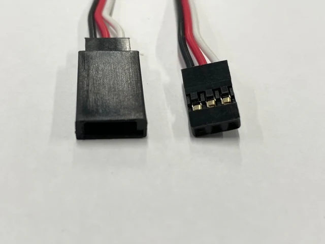 1000mm JR to Futaba Universal Servo Extension Lead