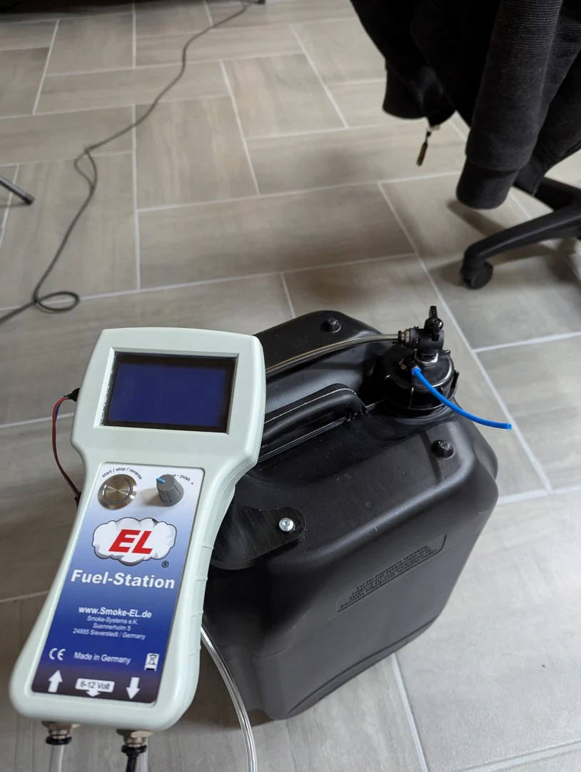 Assembled Fuel Can For EL Fuel Station from Smoke Systems 20L New Version - Image 2