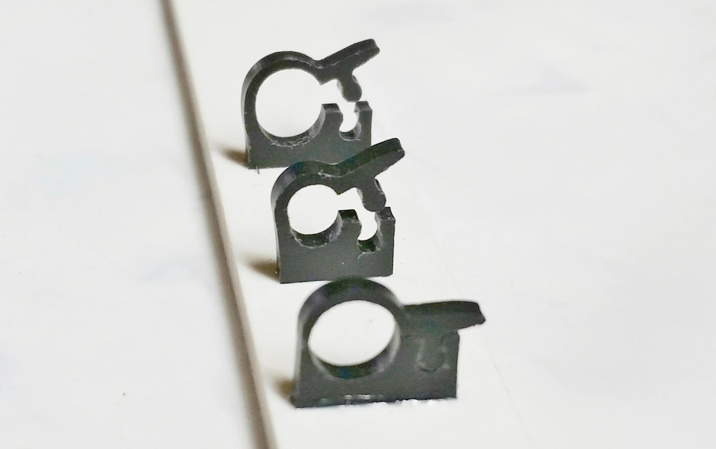 Cable Clip Holder Round 7.5mm Click Holder from STV-Tech 012-15 - Image 4