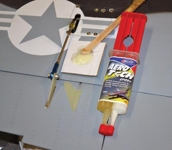 Deluxe Materials Aero Tech 25ml Epoxy AD63 - Image 2