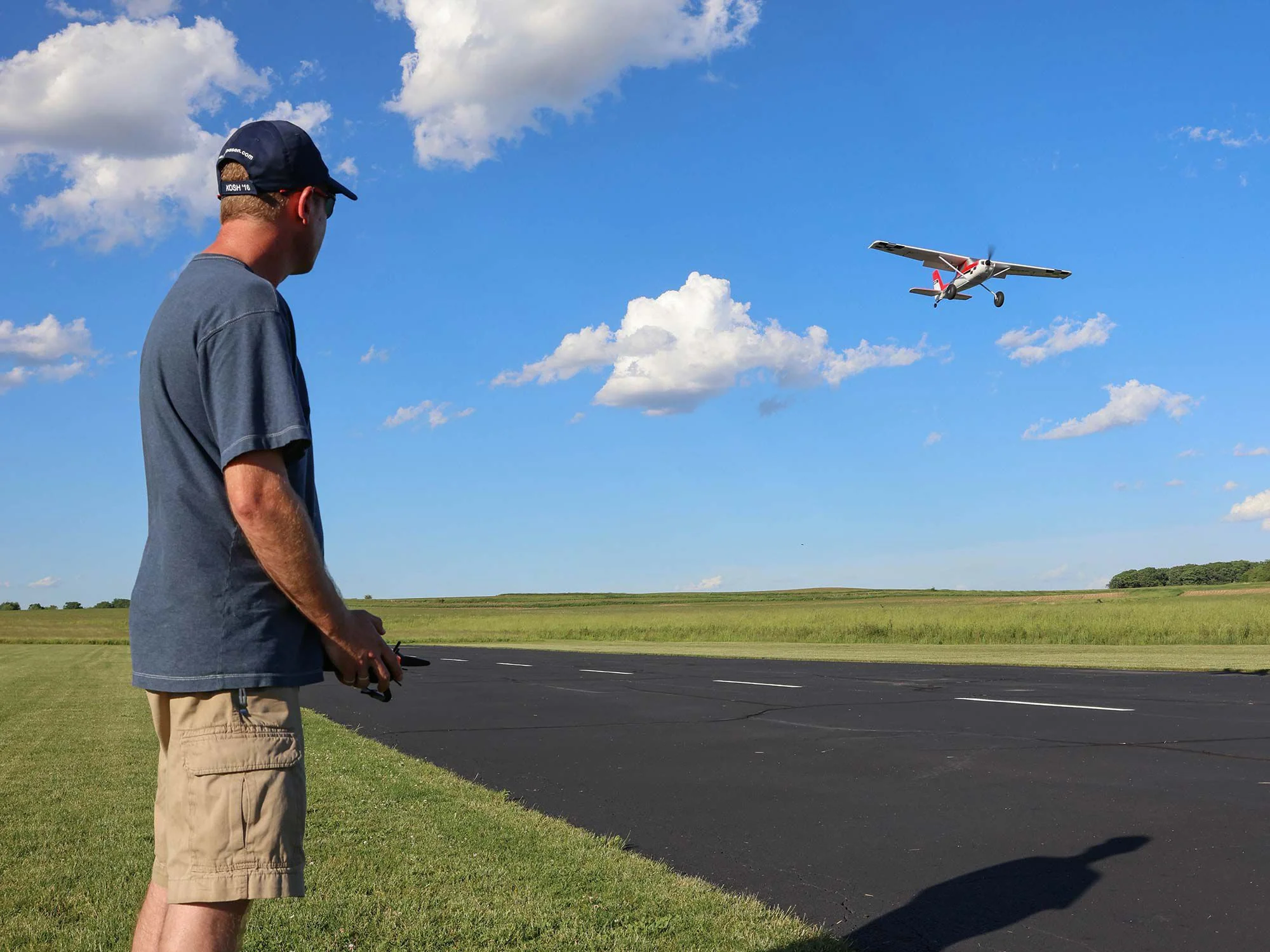 E-Flite Carbon-Z Cessna 150T 2.1m BNF Basic EFL12750 - Image 7