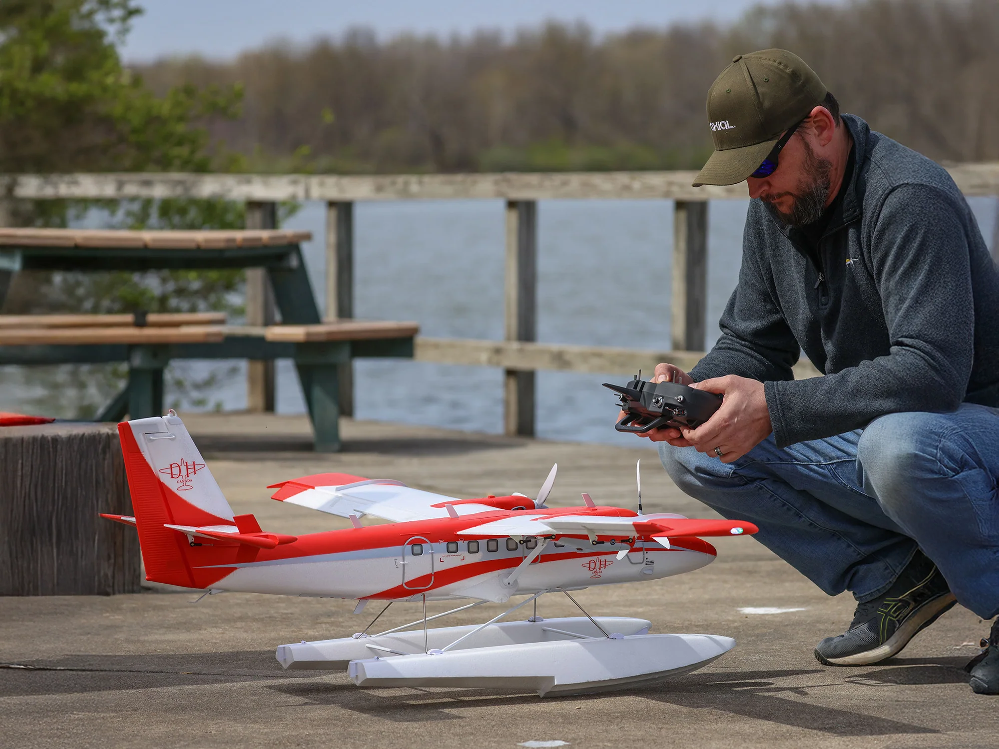 E-Flite DHC-6 Twin Otter 1.4m PNP Combo with Floats EFL32075CF - Image 25