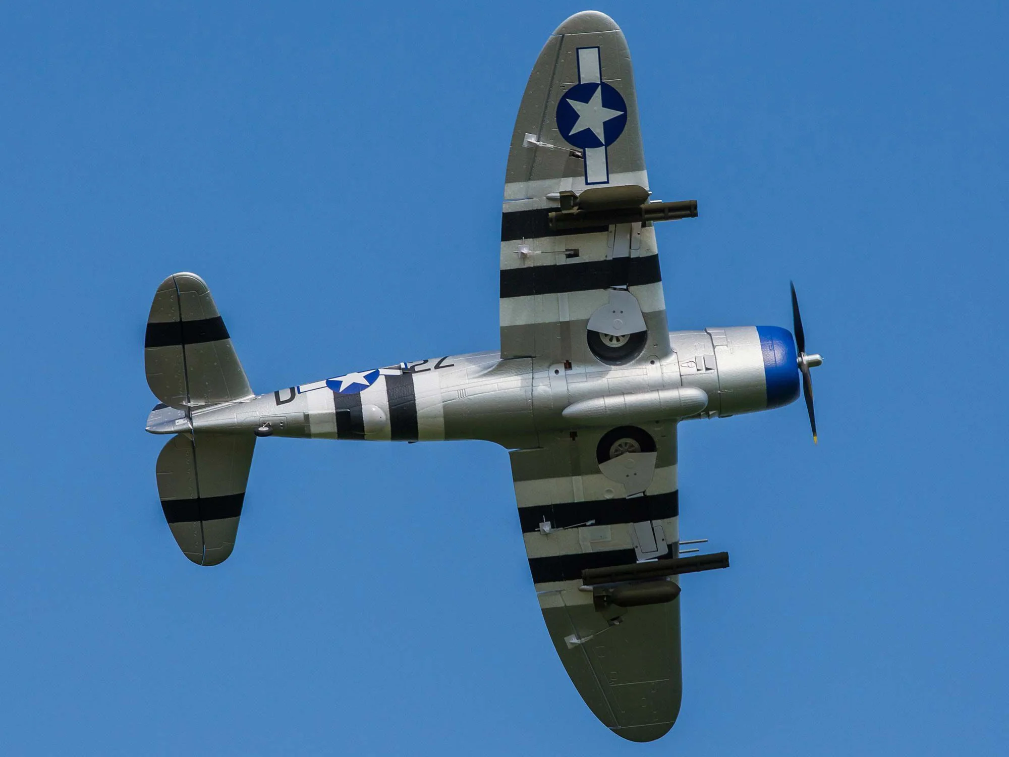 E-Flite P-47 Razorback 1.2m PNP EFL08475 - Image 15