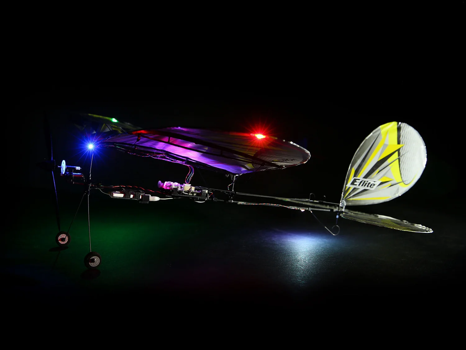 E-Flite UMX Night Vapor RTF with AS3X and SAFE Select EFLU1300 - Image 13