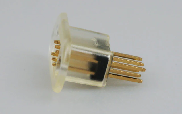 Emcotec JR or Futaba Plug housing with pin strip and flange A85018 - Image 3