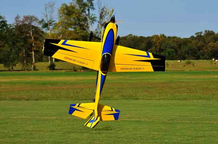 Extreme Flight 3DHS Slick 580 V2 60" Yellow/Blue - Image 3