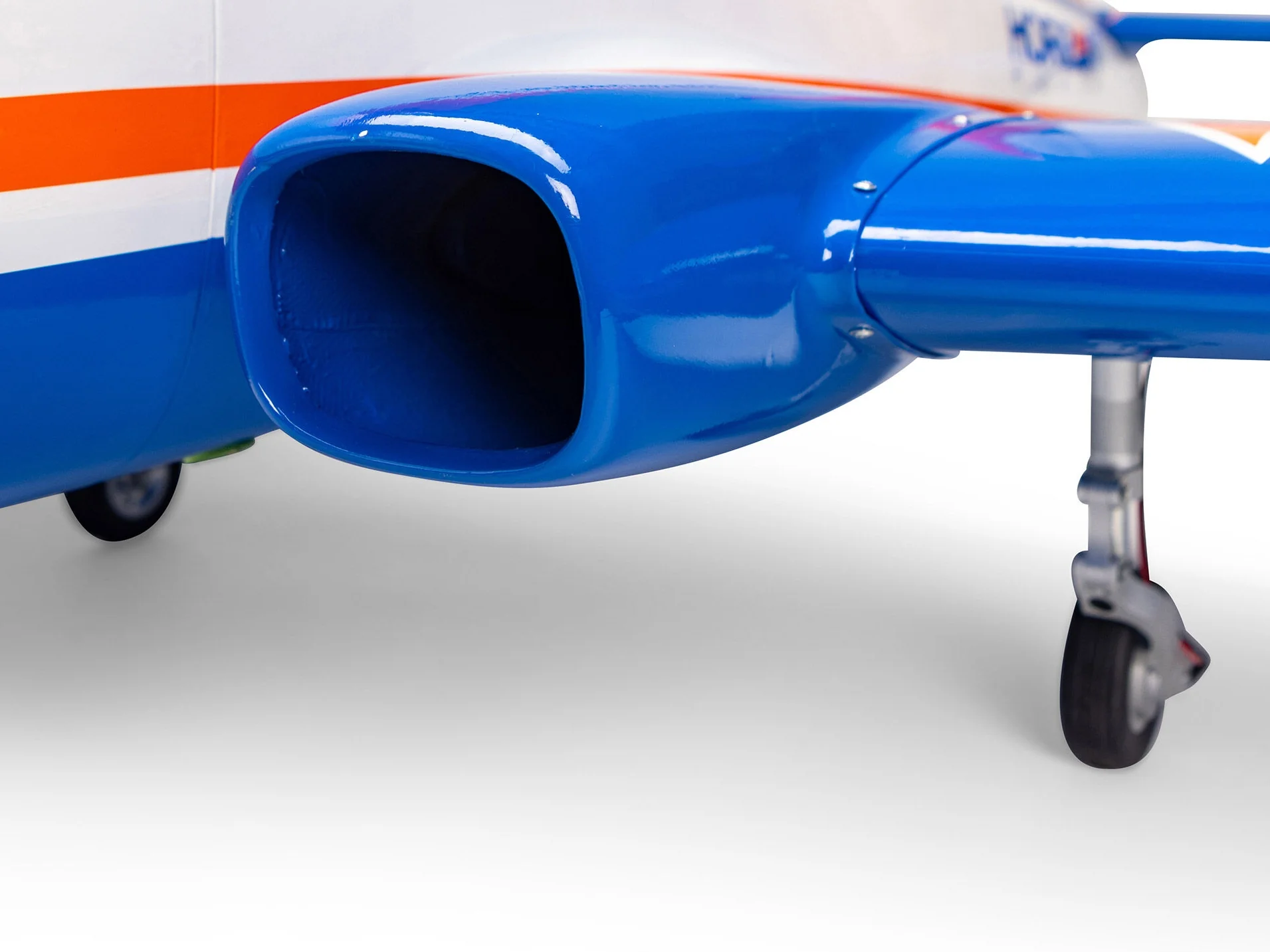 Hangar 9 Aermacchi MB339 60-85N ARF Turbine Jet ARF 84" HAN3390 - Image 14