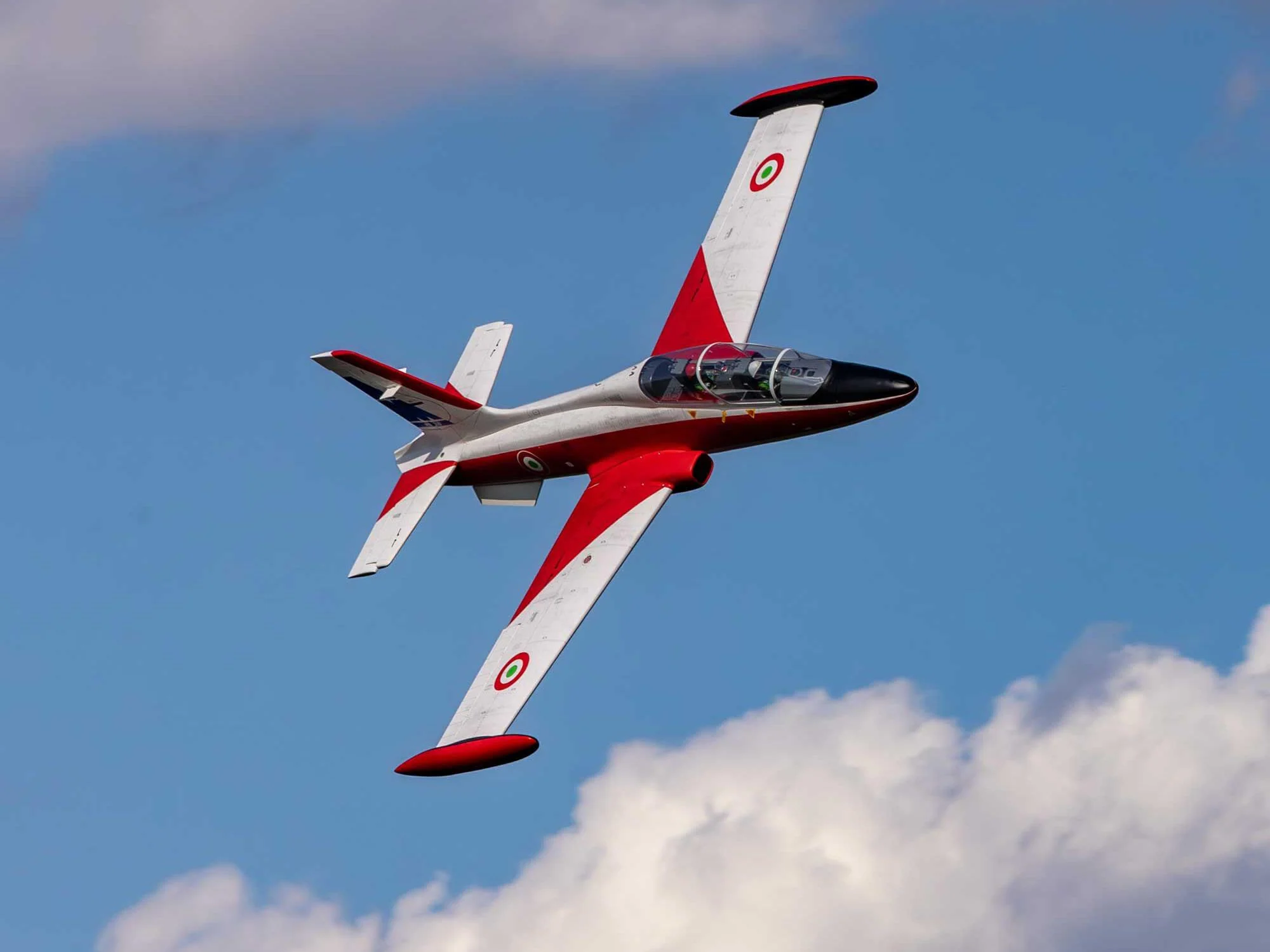 Hangar 9 Aermacchi MB-339 60-86N Scale Military Turbine Jet ARF 84" MB339 HAN3390B - Image 15