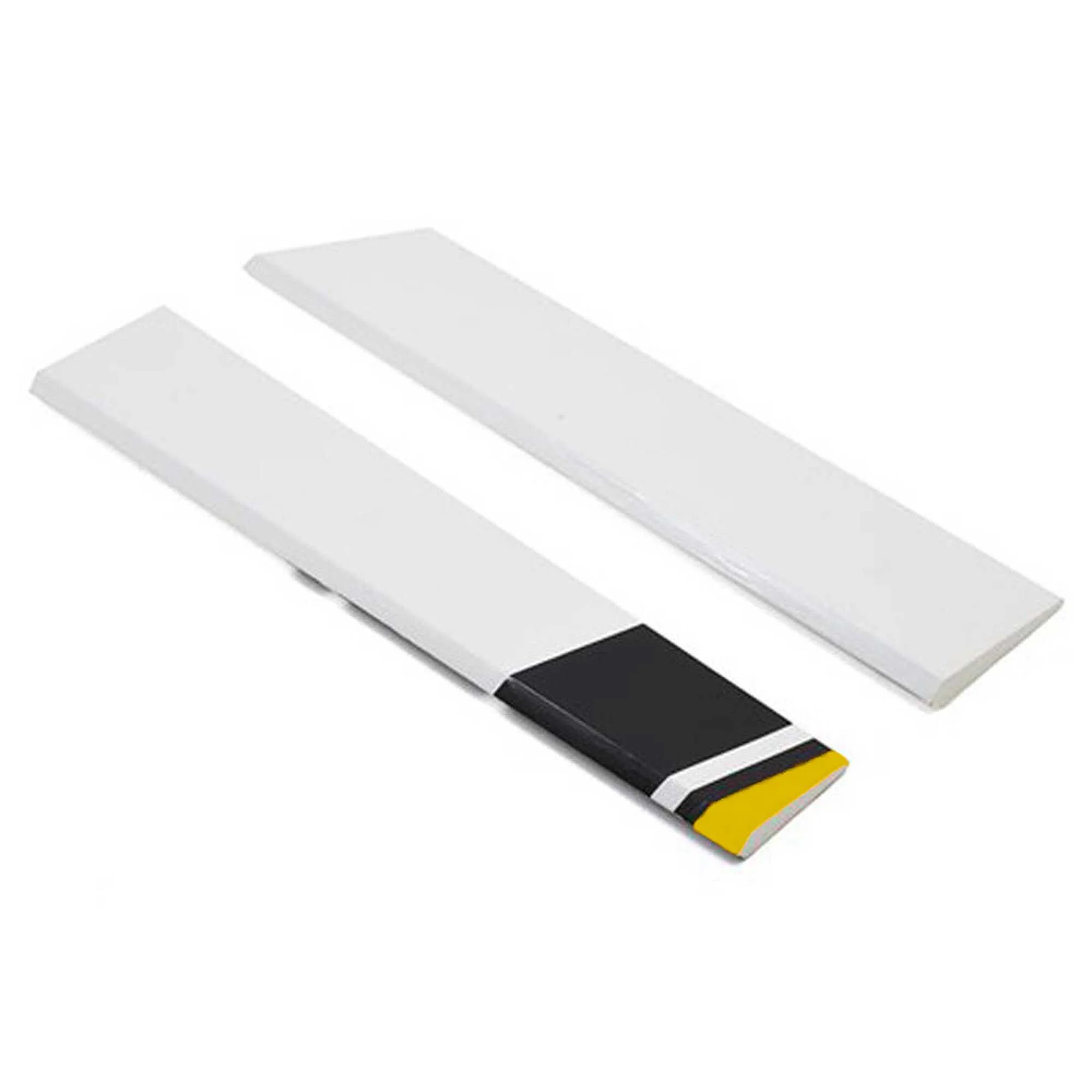 Hangar 9 Aileron and Flap; RH: Ultra Stick PNP HAN477508