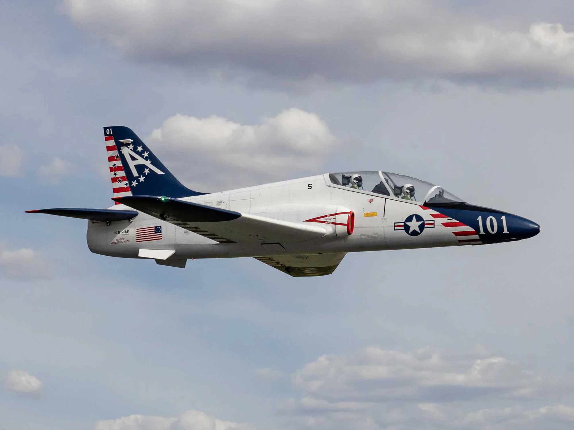 Hangar 9 Hawk/T-45 140-160N Turbine Jet ARF HAN13750 - Image 24