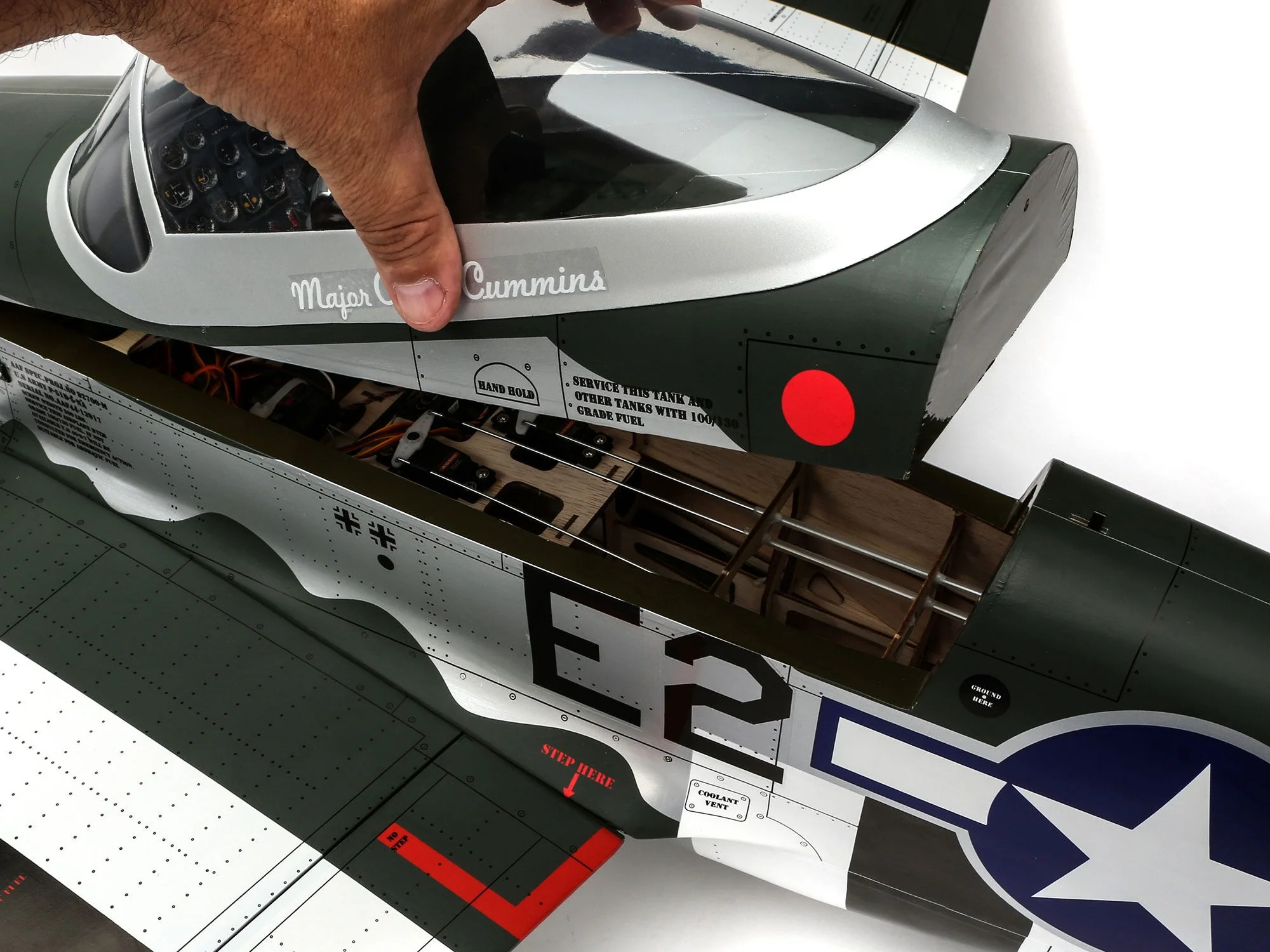 Hangar 9 P-51D Mustang 20cc ARF 69.5" HAN2820B - Image 12