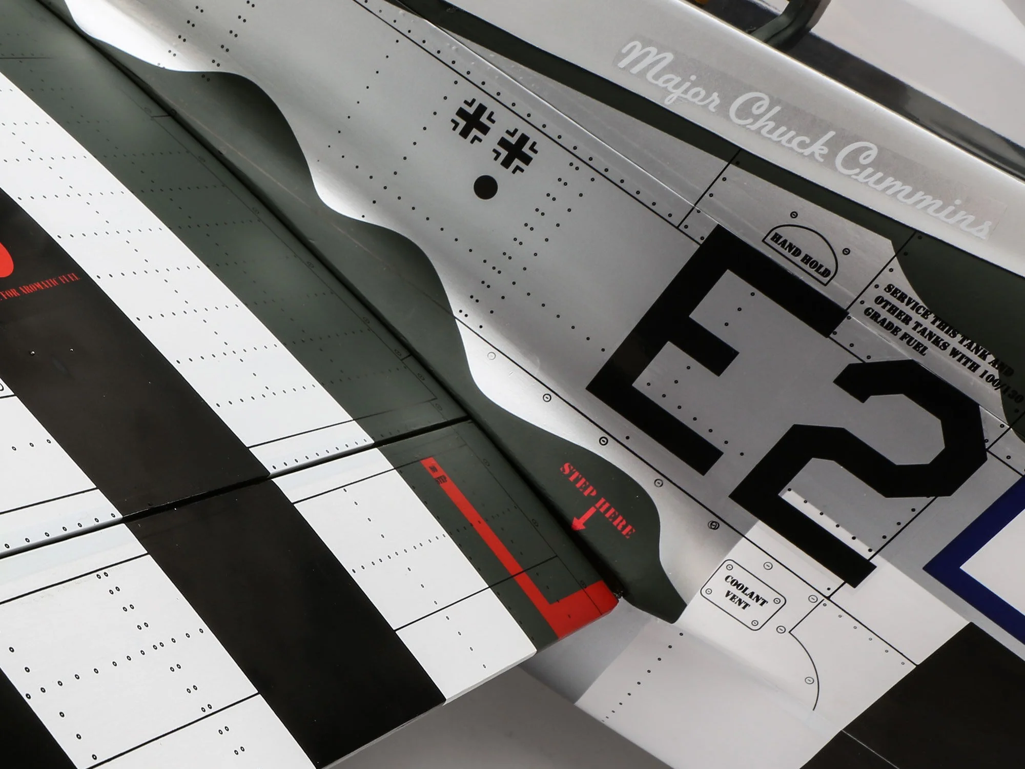 Hangar 9 P-51D Mustang 20cc ARF 69.5" HAN2820B - Image 20