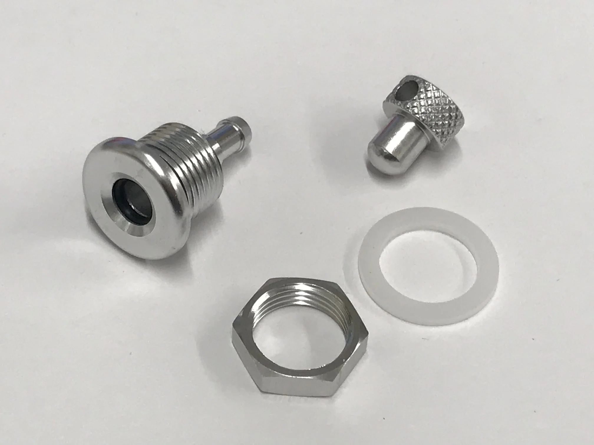 Intairco High Flow 6mm Fuselage Vent Fitting with Blanking Plug 6mm Barb IAC-317-1 - Image 3