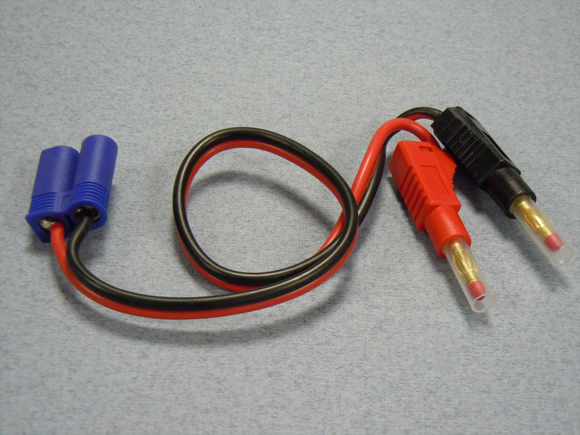Logic RC Charge Lead : 4mm to EC5 O-LGL-CLEC5