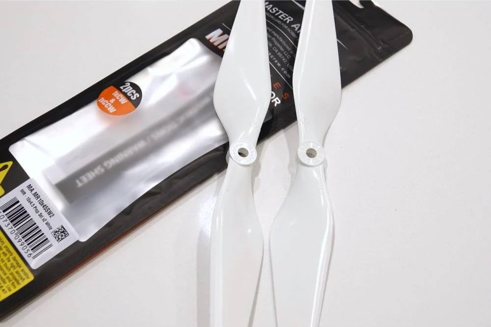 Master Airscrew 10x4.5" MR Propeller Set (x2) - White - Image 2