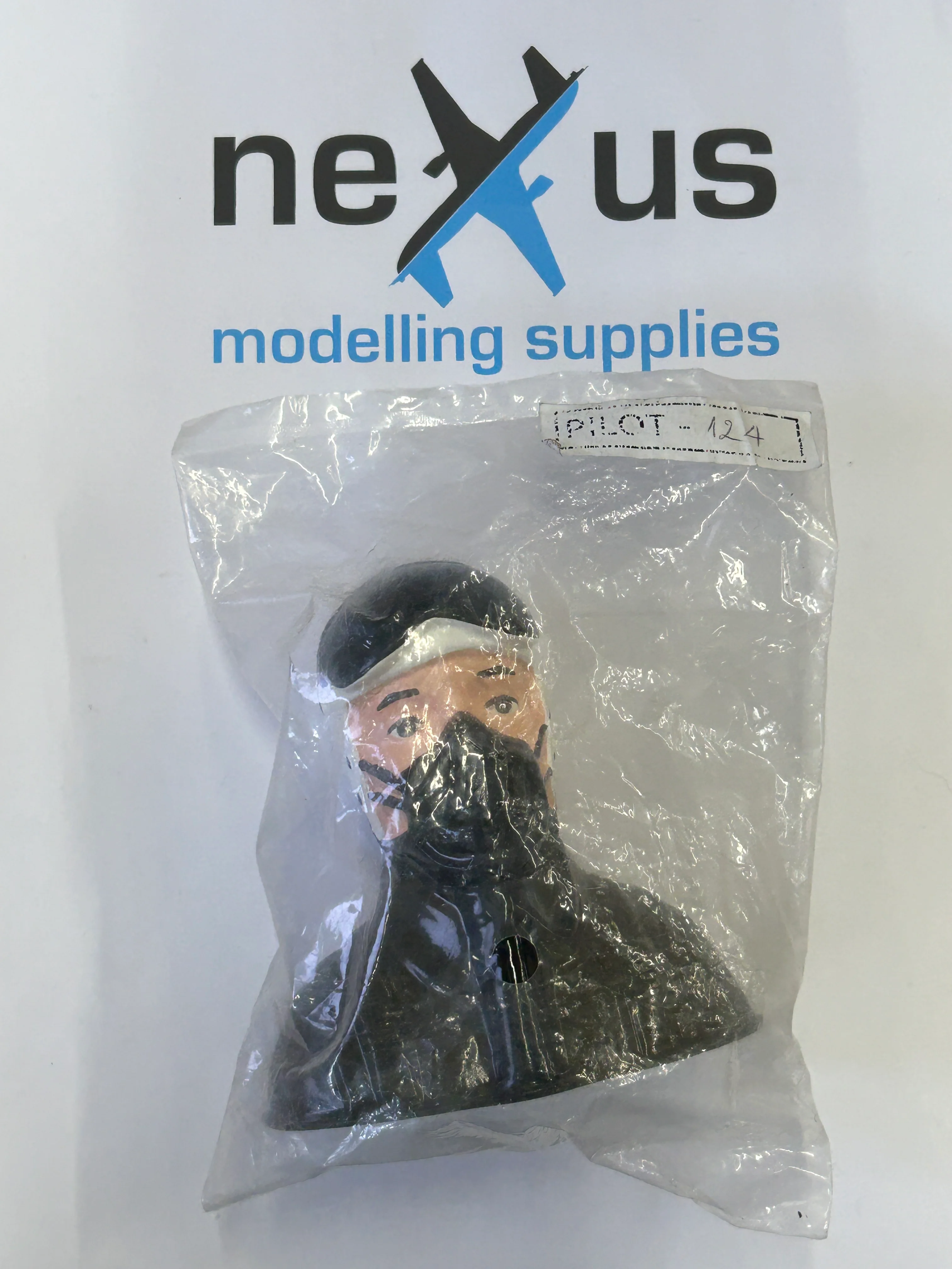Pilot Bust pil124