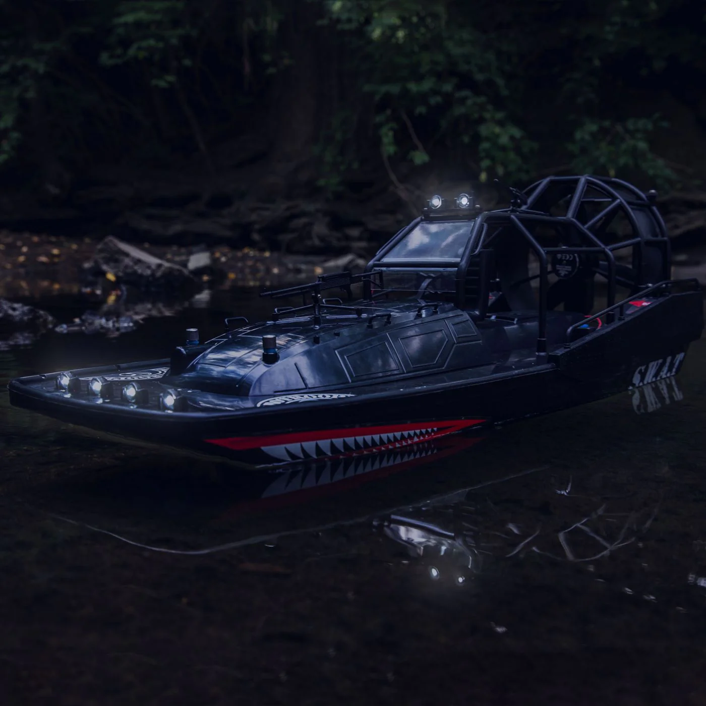 ProBoat Aerotrooper 25" Brushless Airboat RTR PRB08034 - Image 15