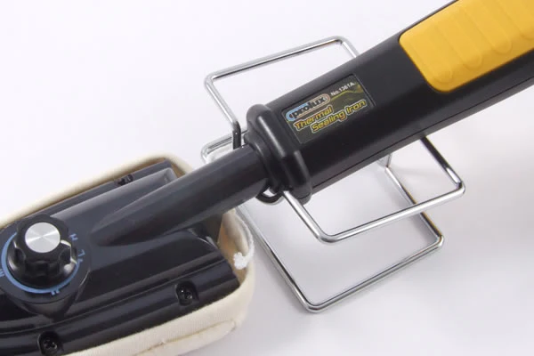 Prolux Thermal Sealing Iron with Stand PLX1361AUK - Image 3