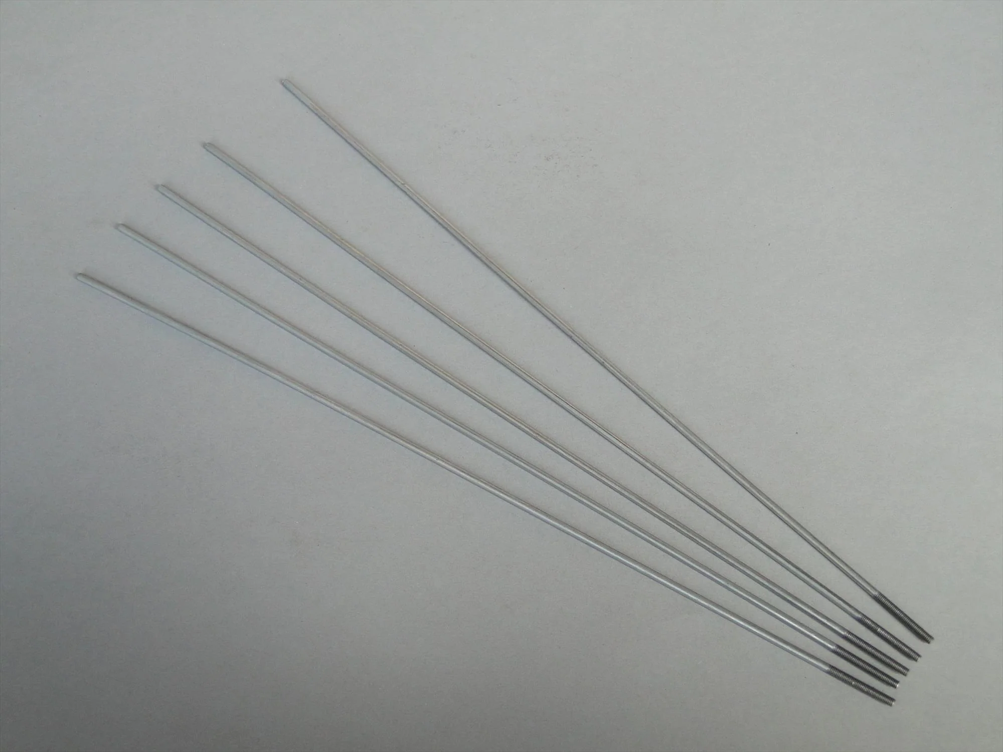 Radio Active M3 Stainless Steel Rod 300mm with M3 Thread End (5 Pack) RCA127M3-300