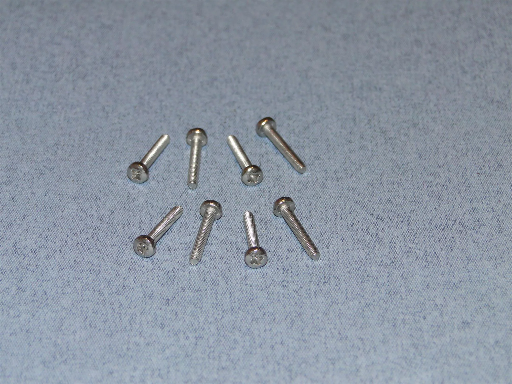 Radio Active Stainless Steel Pozi Pan Head Screw M2.5x16mm (Pk8) SCR04/16M2-5