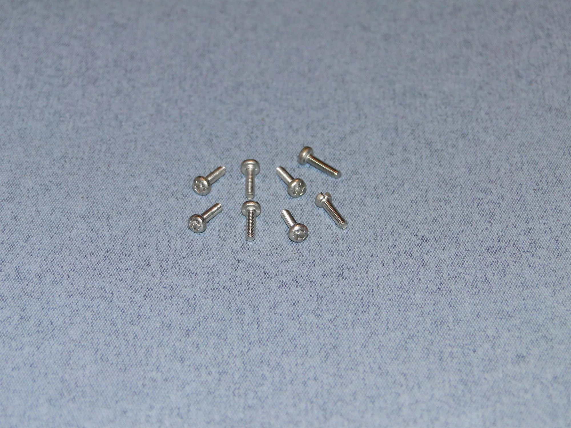 Radio Active Stainless Steel Pozi Pan Head Screw M2x8mm (Pk8) SCR04/08M2