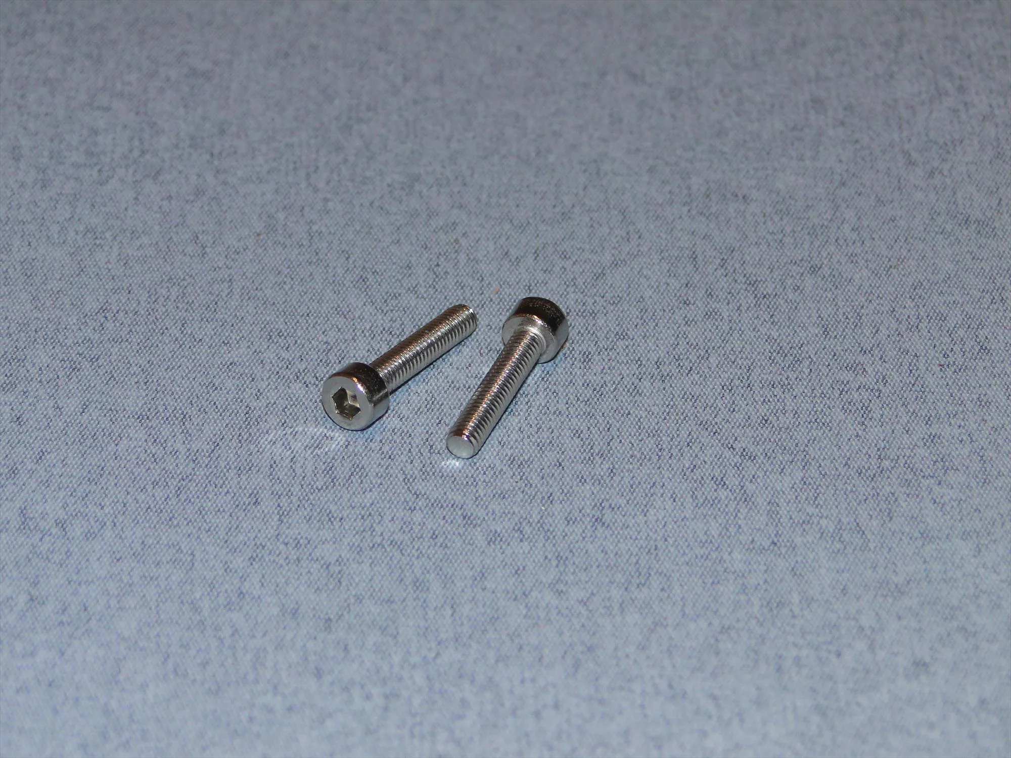 Radio Active Stainless Steel Socket Head Screw M4x20mm (Pk2) SCR01/20M4
