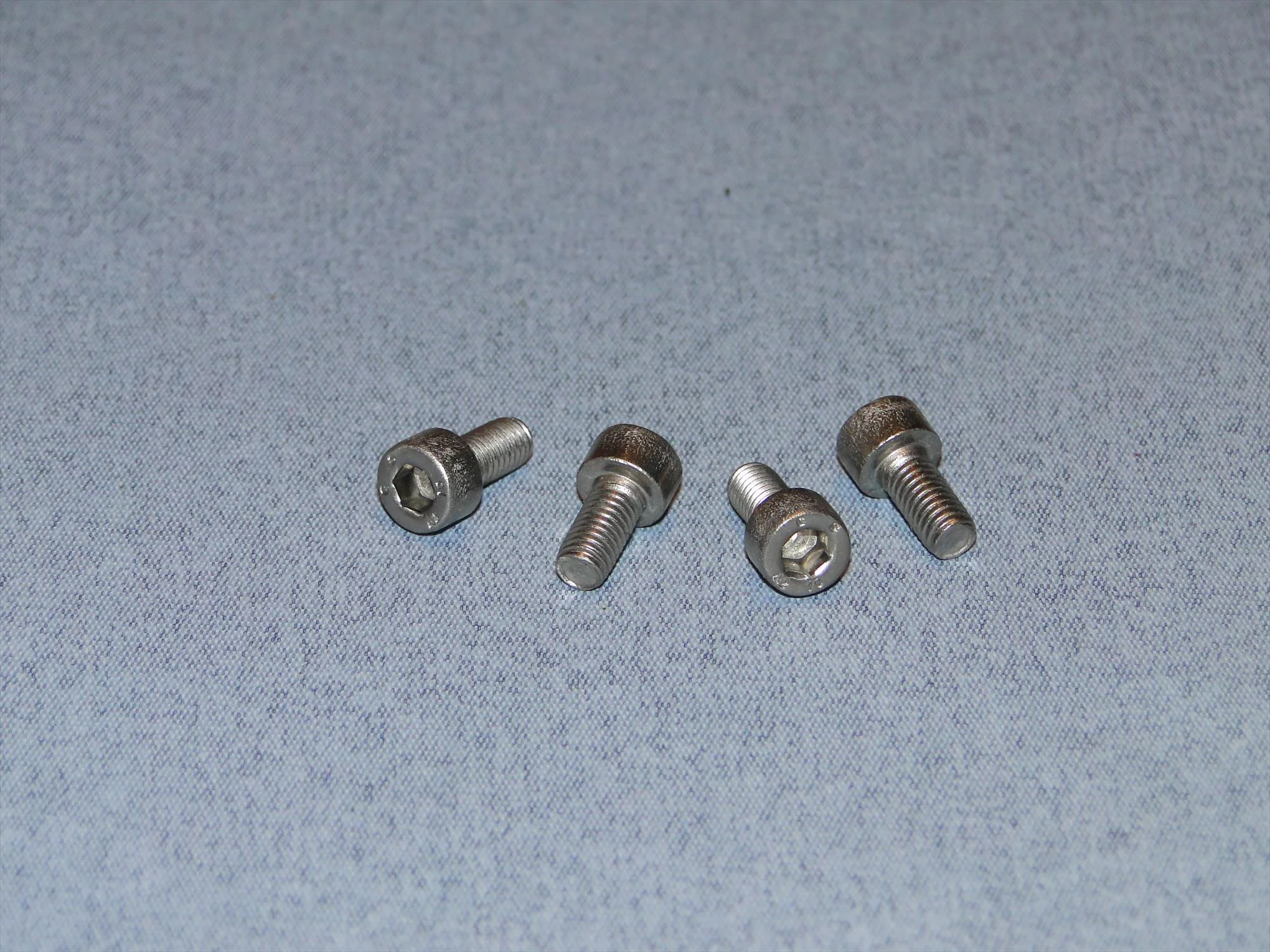 Radio Active Stainless Steel Socket Head Screw M5x10mm (Pk4) SCR01/10M5
