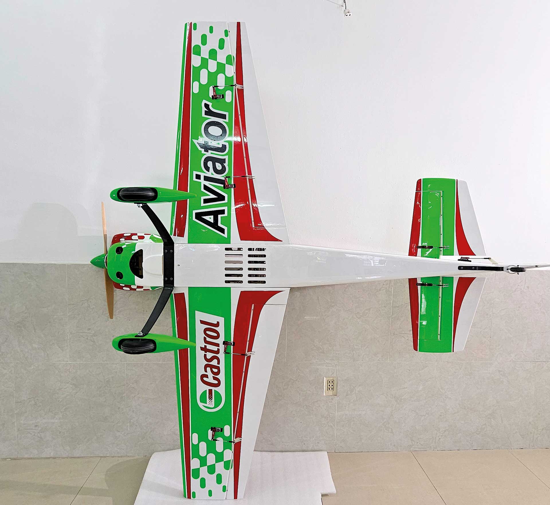 Seagull CAP 232 2464mm (97 in) Castrol Scheme SEA416 - Image 4