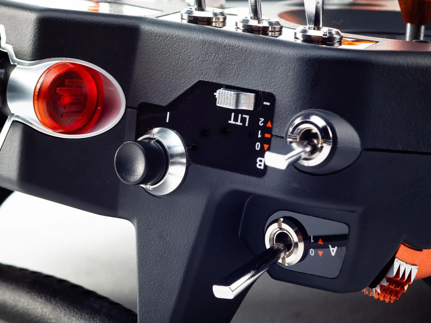 Spektrum iX20 20 Channel Special Edition Transmitter TX Only SPMR20110EU - Image 11