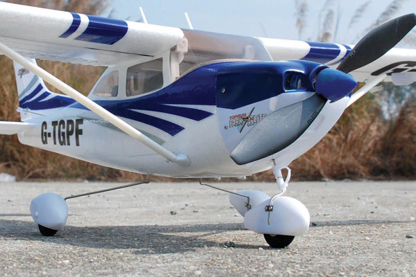Top Gun Park Flite Cessna 182 Skylane RTF Mode 2 - Blue TGP0355B - Image 4