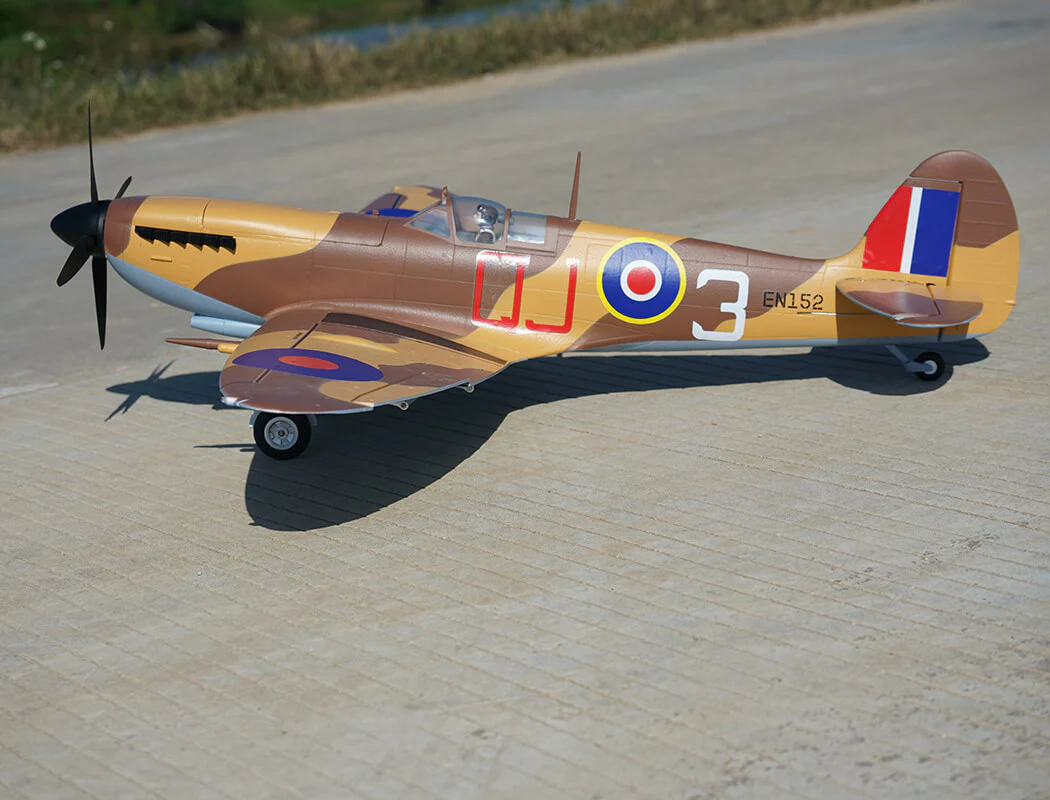 XFLY Supermarine Spitfire Mk.IX Brown 1200mm XF123P-B - Image 16