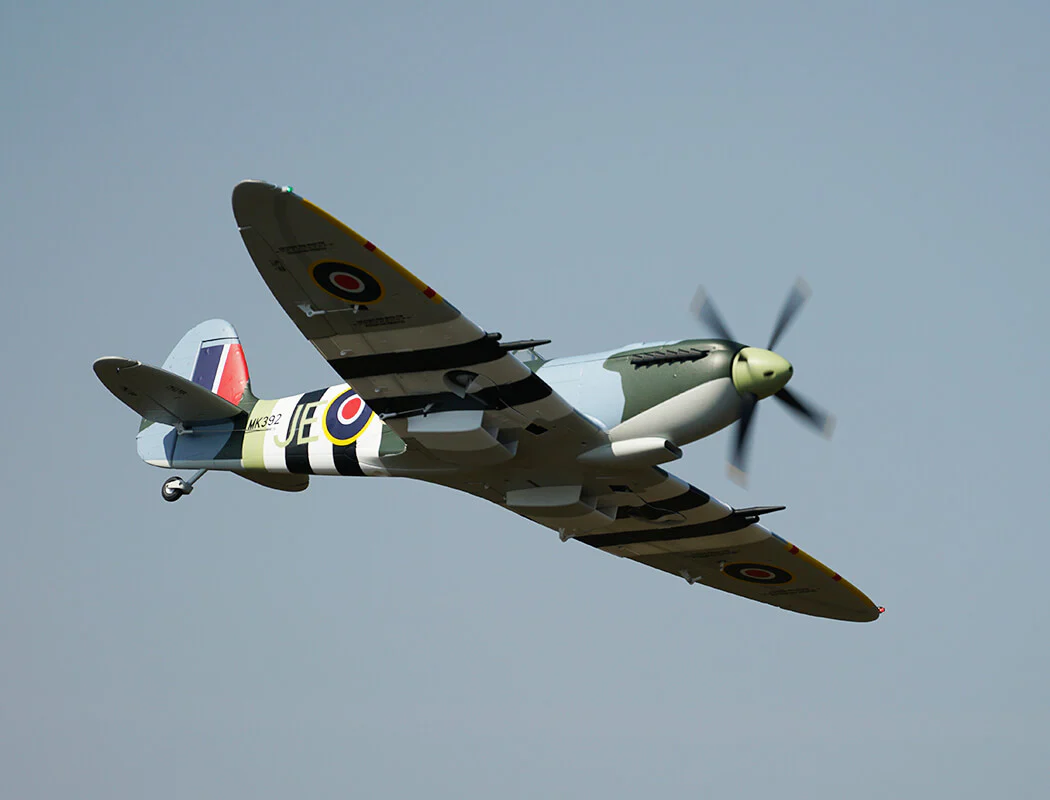XFLY Supermarine Spitfire Mk.IX Green 1200mm - Image 10