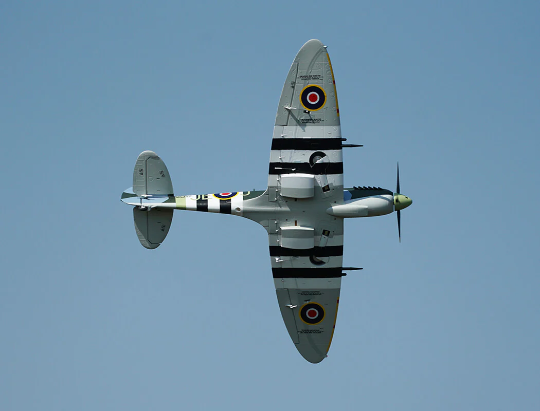 XFLY Supermarine Spitfire Mk.IX Green 1200mm - Image 14
