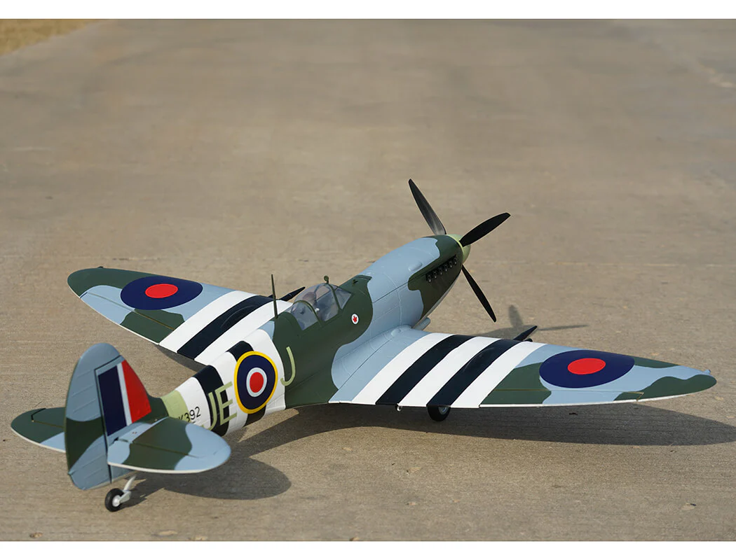 XFLY Supermarine Spitfire Mk.IX Green 1200mm - Image 17